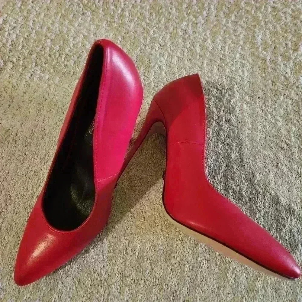 Primadonna red heels - Picture 1 of 2